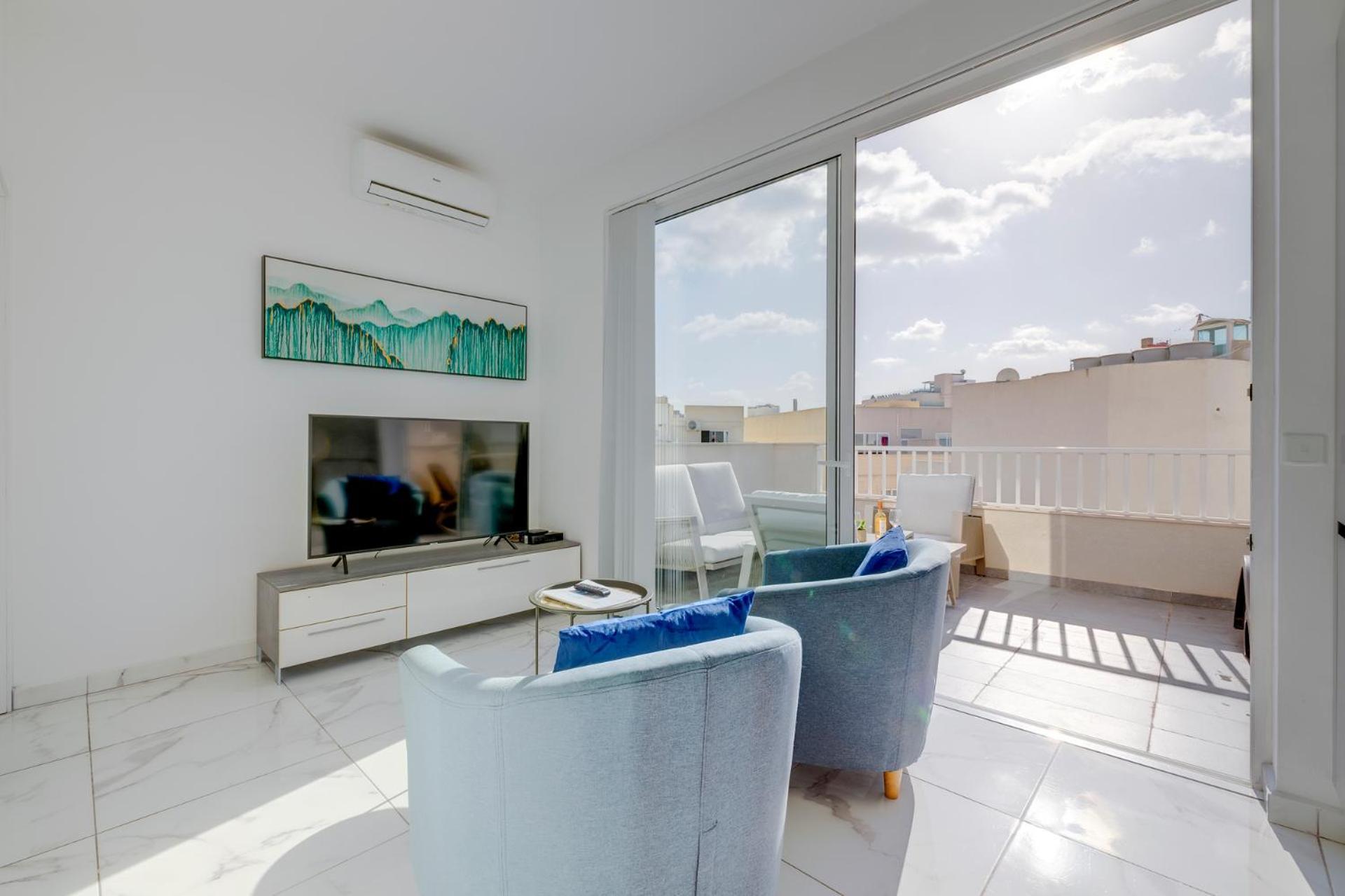 Charming 1br Penthouse In Gzira * Sliema