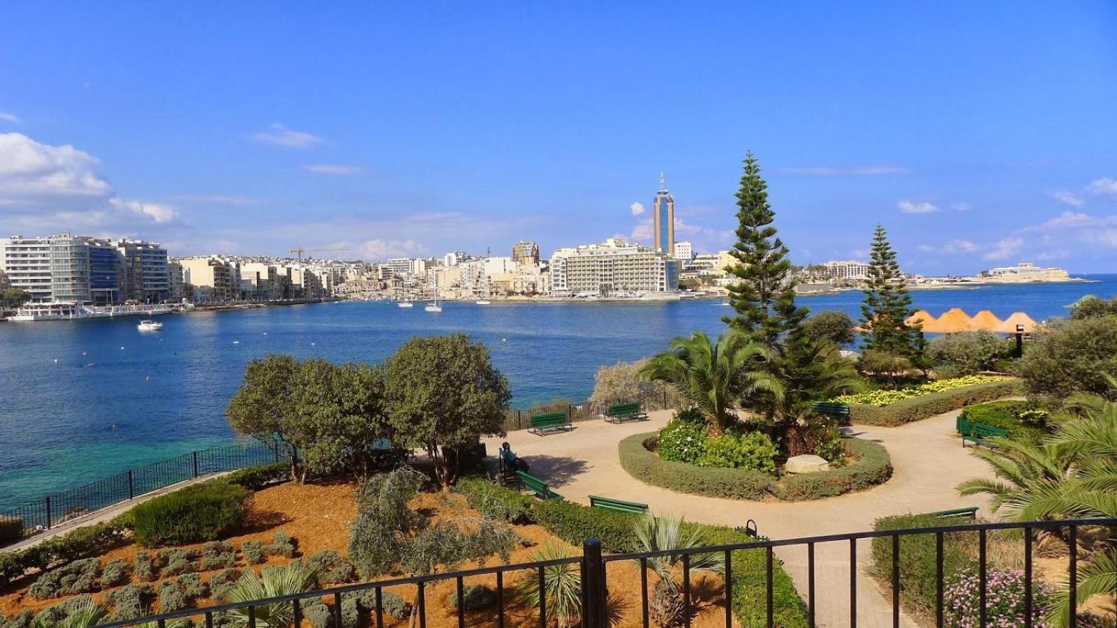 Appartement Charming 1br Penthouse In Gzira